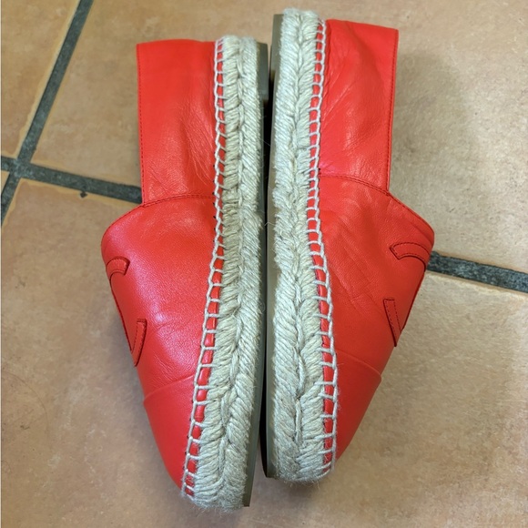 AUTHENTIC lambskin Chanel espadrilles - Picture 3 of 9